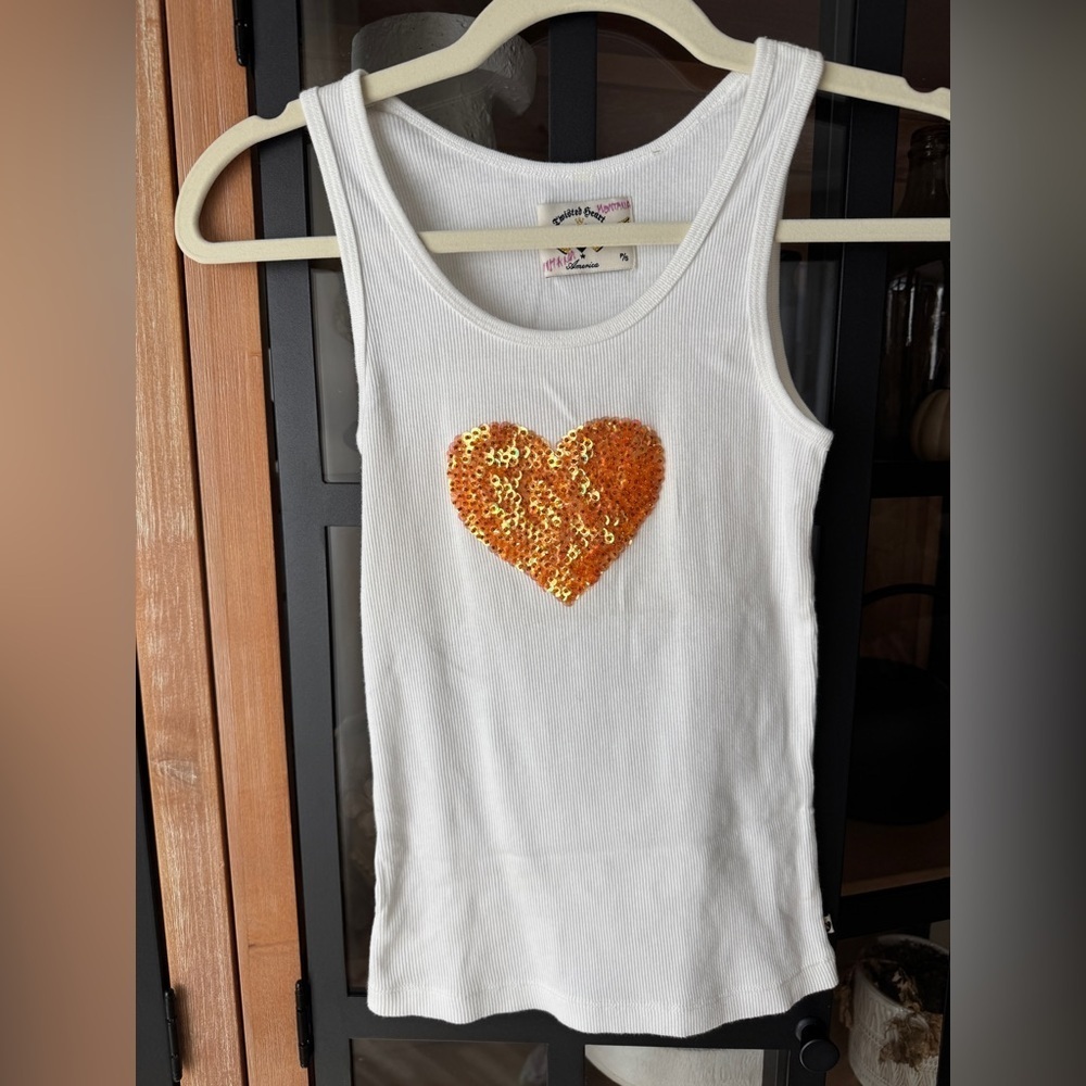 Vintage Y2K beaded tank top ribbed scoop neck Twisted Heart sequined